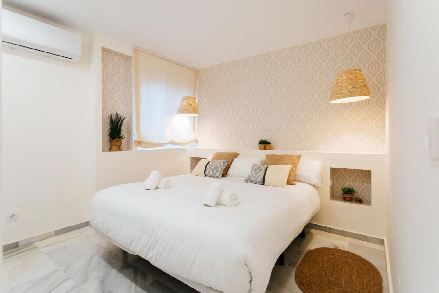 Apartamento Reformed And Comfy- 2Bd 2Bth- Arenal Sevilla Exterior foto