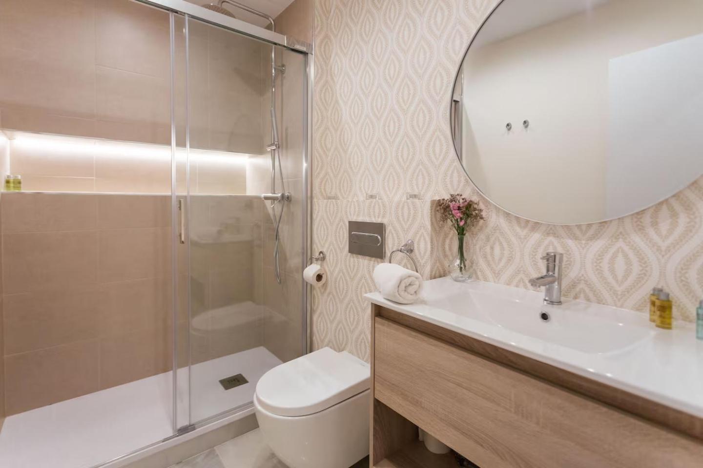 Apartamento Reformed And Comfy- 2Bd 2Bth- Arenal Sevilla Exterior foto