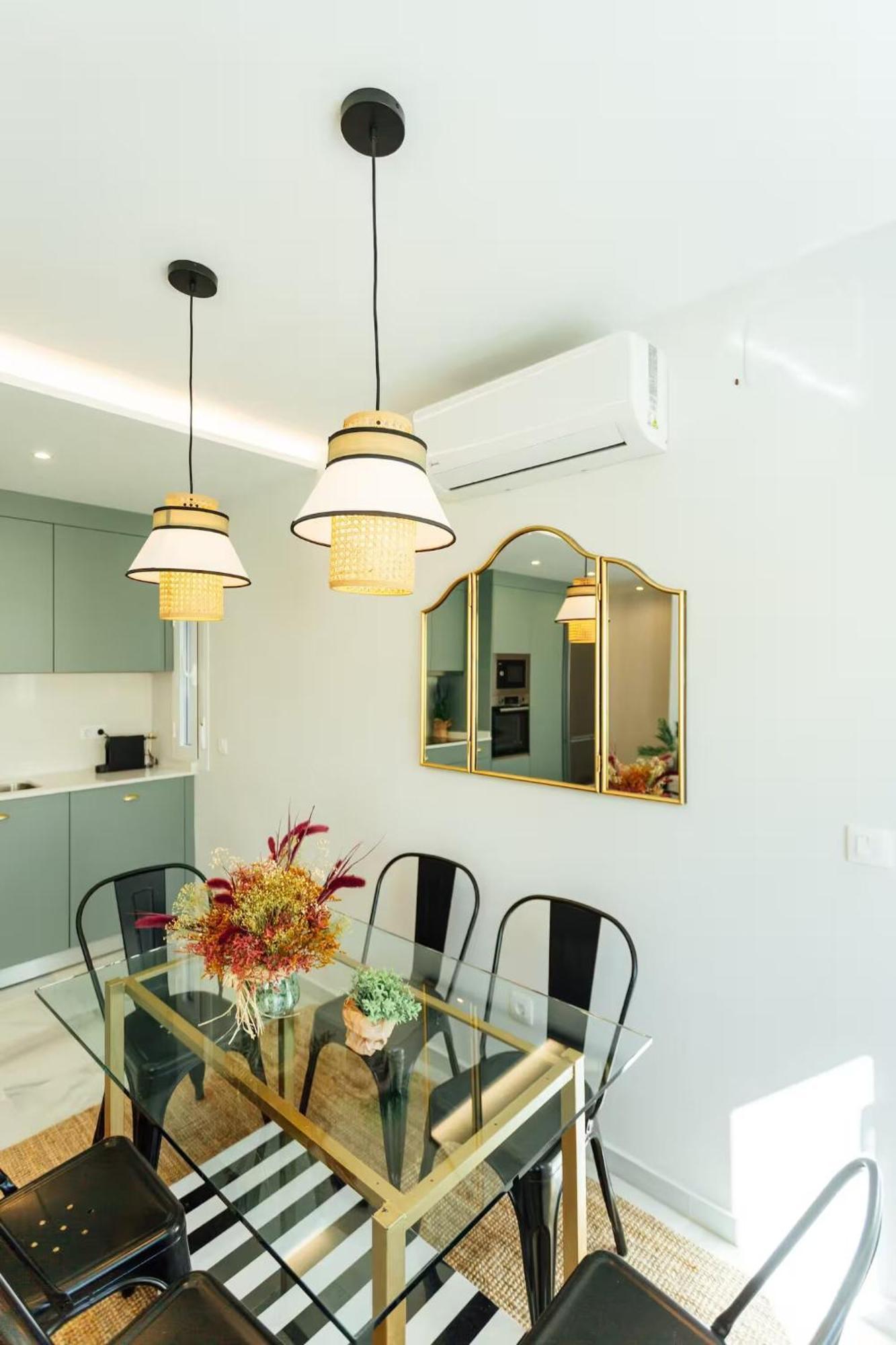 Apartamento Reformed And Comfy- 2Bd 2Bth- Arenal Sevilla Exterior foto